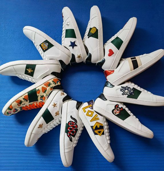 2021 men women sneaker casual shoes snake chaussures leather sneakers ace bee embroidery stripes shoe walking sports trainers
2021 men women sneaker casual shoes snake chaussures leather sneakers ace bee embroidery stripes shoe walking sports trainers