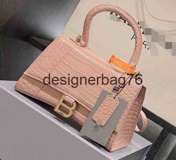 hourglass designer messenger 2022 designer handbag crocodile pattern high-grade balencalgas bag minority women's bag single
hourglass designer messenger 2022 designer handbag crocodile pattern high-grade balencalgas bag minority women's bag single