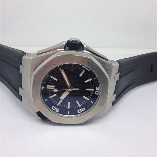 man's luxury watch stainless steel case rubber strap sport style men wristwatch 42mm a02, Slivery;brown
man's luxury watch stainless steel case rubber strap sport style men wristwatch 42mm a02, Slivery;brown