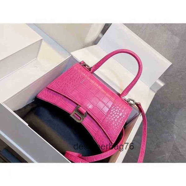designer designer bags balencalgas handbags 2022 hands rare crocodile leather hourglass hand-held messenger one shoulder
designer designer bags balencalgas handbags 2022 hands rare crocodile leather hourglass hand-held messenger one shoulder