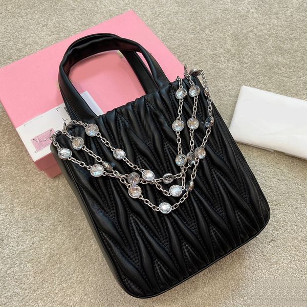 luxury designer bag shoulder handbags m quality high fashion women wallets clutch totes crossbody cowhide diamond chain small tote bags ladi
luxury designer bag shoulder handbags m quality high fashion women wallets clutch totes crossbody cowhide diamond chain small tote bags ladi