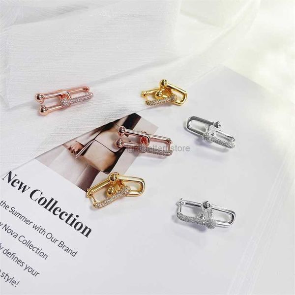 charm silver pin earrings women luxury jewelry boutique classic pendant holiday gift temperament with box g220921, Golden
charm silver pin earrings women luxury jewelry boutique classic pendant holiday gift temperament with box g220921, Golden
