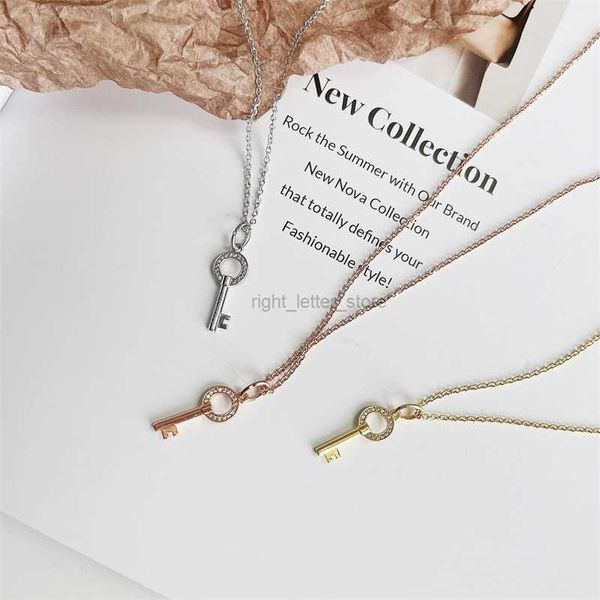 pendant necklaces luxury jewelry silver key necklace for women holiday gift party fashion simple charm with box g220921
pendant necklaces luxury jewelry silver key necklace for women holiday gift party fashion simple charm with box g220921