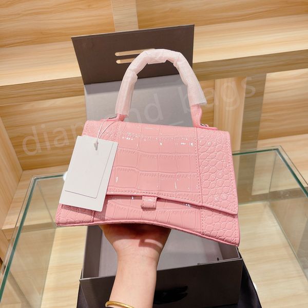 hourglass half moon crocodile shoulder bag wallet crossbody purse luxury designers flash diamond portable mini tote fashion handbags women u
hourglass half moon crocodile shoulder bag wallet crossbody purse luxury designers flash diamond portable mini tote fashion handbags women u