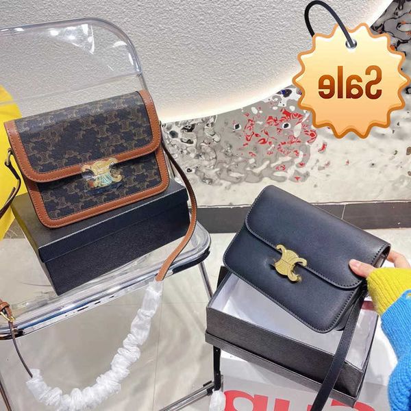 designer bags 2022 new high class old flower triumphal arch women's tofu one shoulder crossbody small square bag women factory direct s
designer bags 2022 new high class old flower triumphal arch women's tofu one shoulder crossbody small square bag women factory direct s