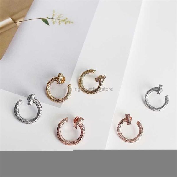 stud luxury jewelry with diamonds simple ear studs 925 sterling silver holiday gift women exquisite fashion classic with box g220921, Golden;silver
stud luxury jewelry with diamonds simple ear studs 925 sterling silver holiday gift women exquisite fashion classic with box g220921, Golden;silver