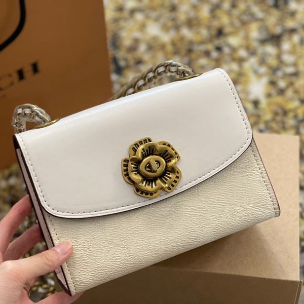 luxury designer bag shoulder handbags c quality high fashion women wallets clutch totes crossbody cowhide classic camellia bags ladies purse
luxury designer bag shoulder handbags c quality high fashion women wallets clutch totes crossbody cowhide classic camellia bags ladies purse