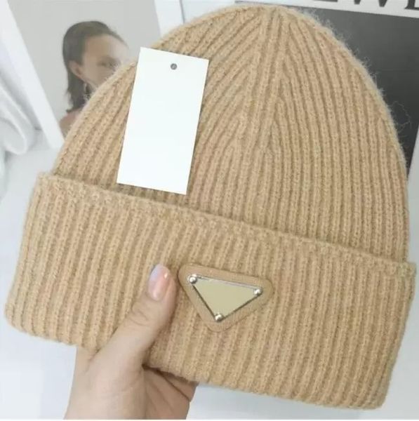 2021 hat classic designer autumn winter style beanie hats men and women fashion universal knitted cap autumn wool outdoor casquette sets, Blue;gray
2021 hat classic designer autumn winter style beanie hats men and women fashion universal knitted cap autumn wool outdoor casquette sets, Blue;gray