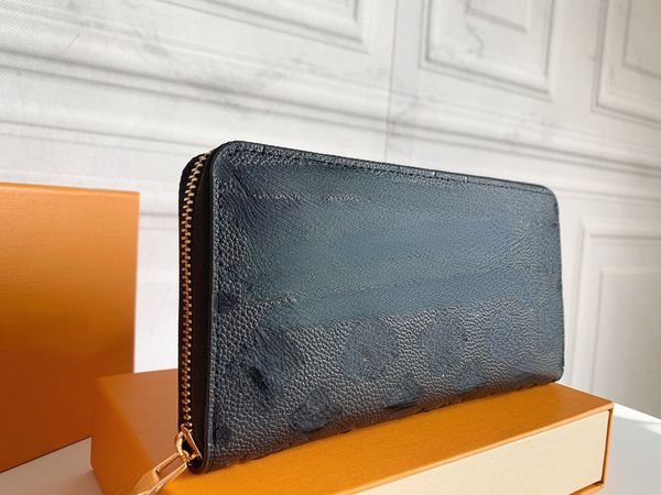 2023 embossed flowers women's leather wallets luxury designer zipper long wallets flowers coin purse handbags 60281k, Red;black
2023 embossed flowers women's leather wallets luxury designer zipper long wallets flowers coin purse handbags 60281k, Red;black