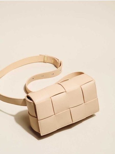 handbags designer bottess ladies venetas silver road factory 2022 new woven two layer leather waist small fashion diagonal women's have
handbags designer bottess ladies venetas silver road factory 2022 new woven two layer leather waist small fashion diagonal women's have