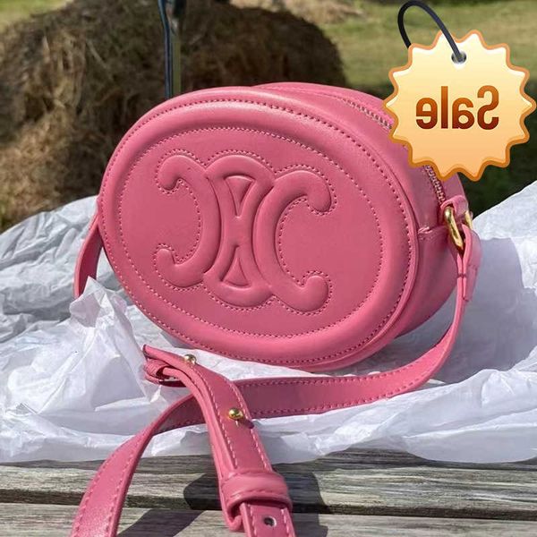 designer bags arc de triomphe 2022 spring new pig nose small cute shoulder strap adjustable single msenger leather women's bag factory
designer bags arc de triomphe 2022 spring new pig nose small cute shoulder strap adjustable single msenger leather women's bag factory