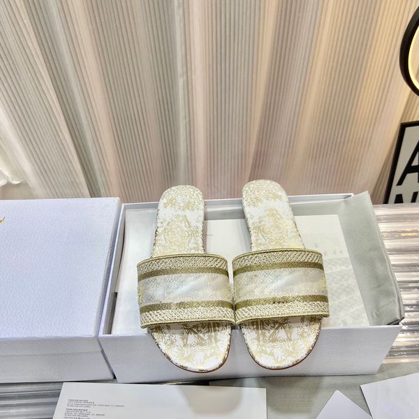 2022 paris embroidered dazzle designer slippers womens sandals 8a quality wear summer beach stripes casual flip-flops flat slippers with dus, Black
2022 paris embroidered dazzle designer slippers womens sandals 8a quality wear summer beach stripes casual flip-flops flat slippers with dus, Black