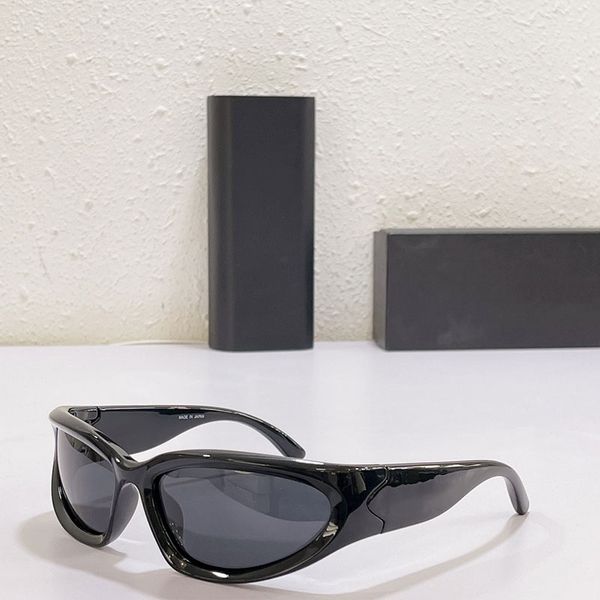 men and women sunglasses with unique avant-garde wrap bb0157s classic fashion outdoor stars with uv protection box, White;black
men and women sunglasses with unique avant-garde wrap bb0157s classic fashion outdoor stars with uv protection box, White;black