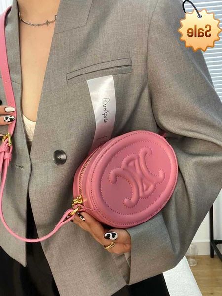 designer bags bag lady 2022 new summer arc de triomphe round cake fashion simple msenger net red same style factory direct sale
designer bags bag lady 2022 new summer arc de triomphe round cake fashion simple msenger net red same style factory direct sale