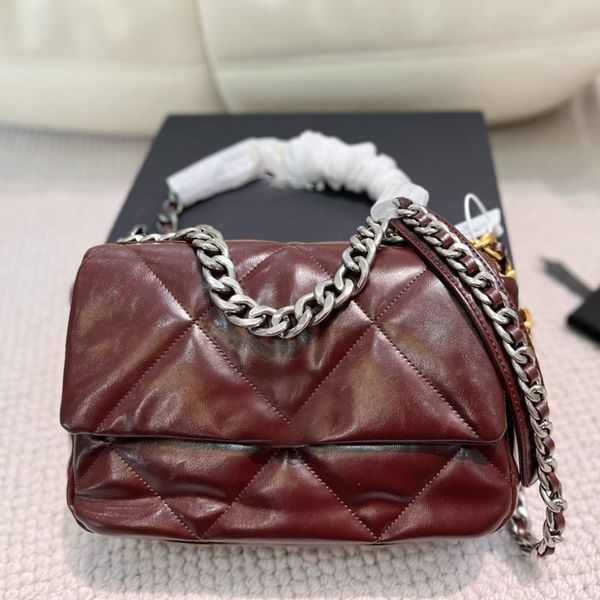 luxury 19 women designer crossbody bag genuine leather quilted large capacity soft material classic flap handbags fashion shop makeup bag bi
luxury 19 women designer crossbody bag genuine leather quilted large capacity soft material classic flap handbags fashion shop makeup bag bi