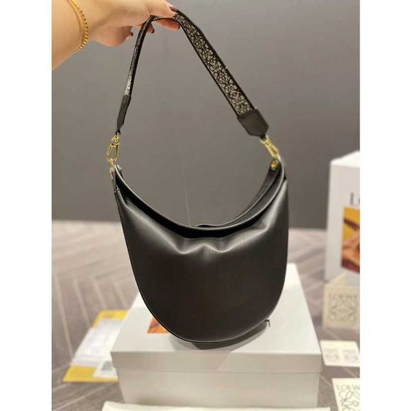y4wq fashion loevves bags handbag tote messenger women lightweight leather saddle designer crossbody female purses party shopping vacation s
y4wq fashion loevves bags handbag tote messenger women lightweight leather saddle designer crossbody female purses party shopping vacation s