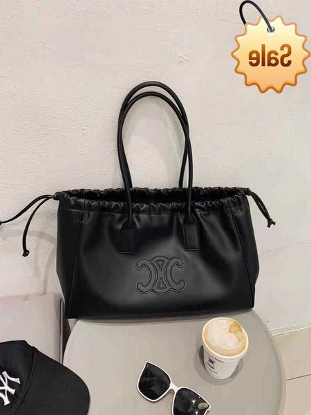 designer bags autumn and winter 2022 new fashion arc de triomphe soft leather large capacity drawstring tote one shoulder underarm shopping
designer bags autumn and winter 2022 new fashion arc de triomphe soft leather large capacity drawstring tote one shoulder underarm shopping