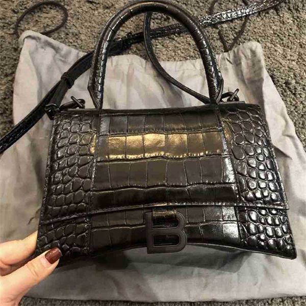 bags crossbody designer high balencigas version bag hourglass b home leather crocodile 2022 fashion versatile one portable diagonal shoulder
bags crossbody designer high balencigas version bag hourglass b home leather crocodile 2022 fashion versatile one portable diagonal shoulder