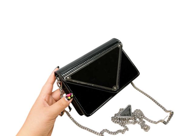 classic women triangle chain bag shoulder bags crossbody messenger bags luxury designer purses genuine leather
classic women triangle chain bag shoulder bags crossbody messenger bags luxury designer purses genuine leather