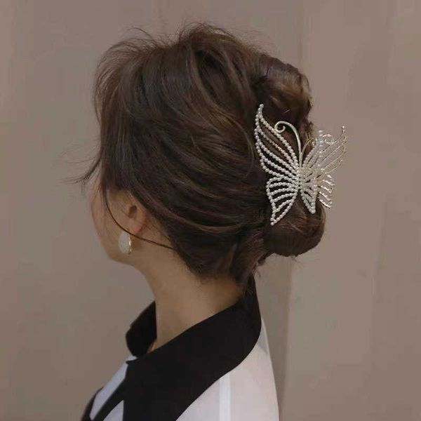 hair clips 2022 new fashion butterfly pearl rhinestone large grab clip korean light luxury hairpin red back head shark clip, Golden;silver
hair clips 2022 new fashion butterfly pearl rhinestone large grab clip korean light luxury hairpin red back head shark clip, Golden;silver