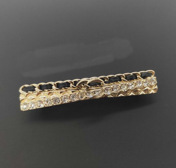 2022 luxury quality charm hair clip with diamond and black genuine leather have box stamp ps7317a, Golden
2022 luxury quality charm hair clip with diamond and black genuine leather have box stamp ps7317a, Golden