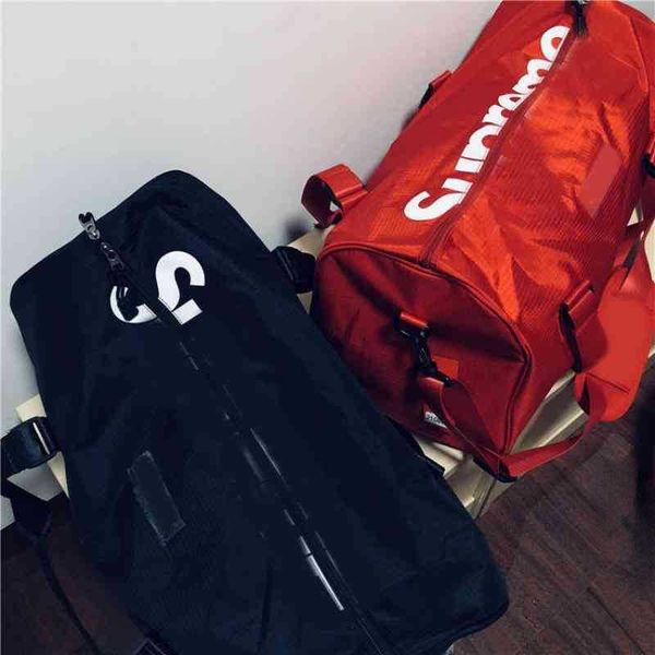 sup portable fitness bag large capacity luggage leisure backpack yoga bag men's and women's duffel bags 220628
sup portable fitness bag large capacity luggage leisure backpack yoga bag men's and women's duffel bags 220628