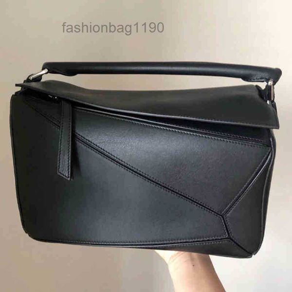 fashion bags 2023 loews bag designer mini lingge leather geometric pillow single messenger splicing contrast color portable women'st14z
fashion bags 2023 loews bag designer mini lingge leather geometric pillow single messenger splicing contrast color portable women'st14z
