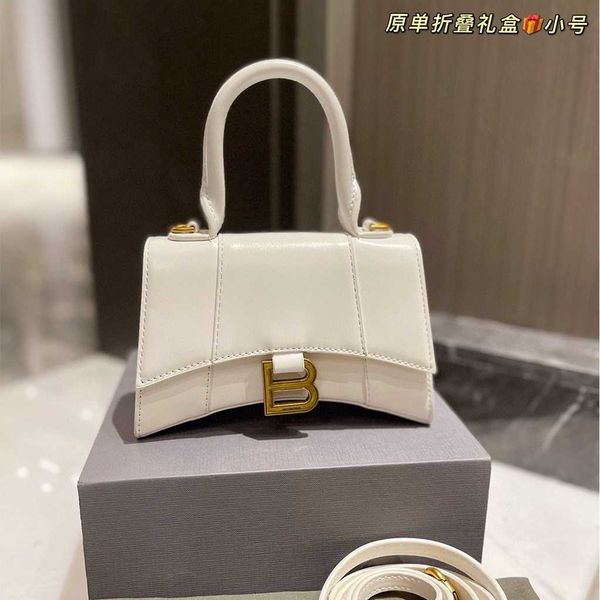 designer handbags messenger bags tote purse balenclagas hourglass fashion handy women backpacks shoulder crossbody
designer handbags messenger bags tote purse balenclagas hourglass fashion handy women backpacks shoulder crossbody