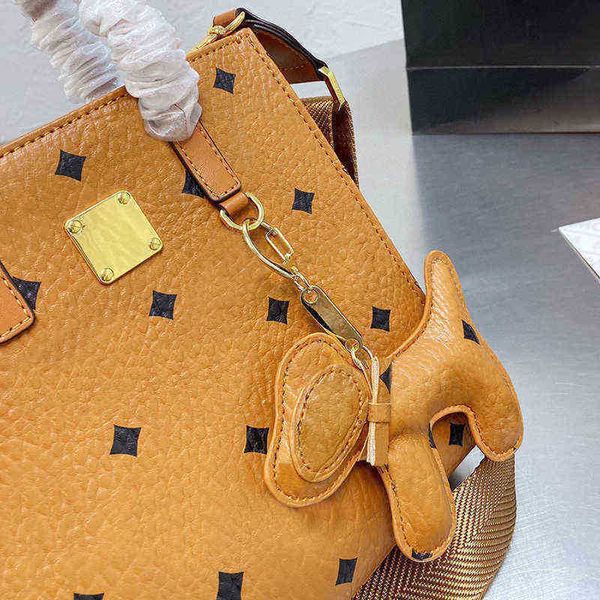 totes fashion women shoulder bags women solid color designer tote bag casual handbags luxury clutch bag 220719
totes fashion women shoulder bags women solid color designer tote bag casual handbags luxury clutch bag 220719