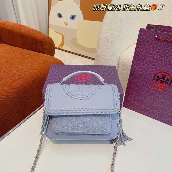 fashion leather shoulder bags torysbirch luxury designer bags 22 new tb leather crossbody bag lattice chain portable women's bag single
fashion leather shoulder bags torysbirch luxury designer bags 22 new tb leather crossbody bag lattice chain portable women's bag single