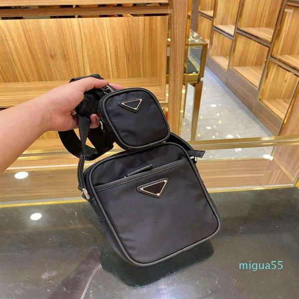 luxury designer bags wallets mens women's crossbody shoulder handbags mini size quality solid color black unisex
luxury designer bags wallets mens women's crossbody shoulder handbags mini size quality solid color black unisex