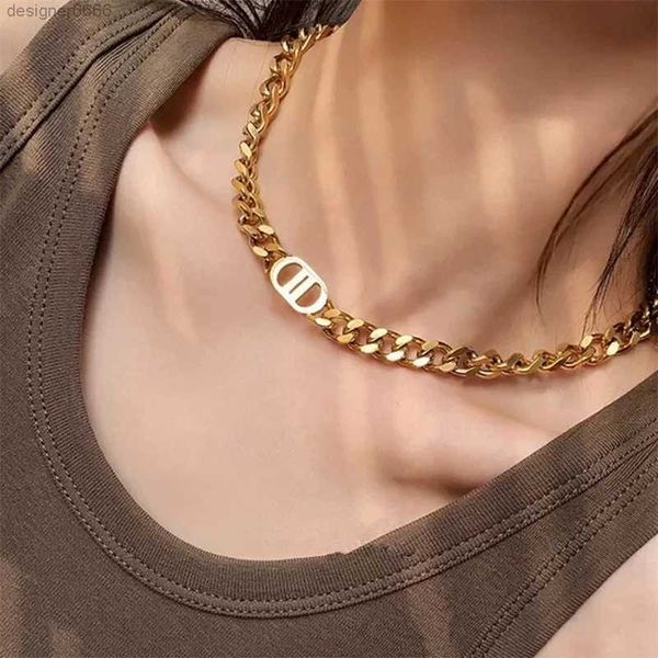 quality brass women designer earrings necklace letter pendant luxury fashion jewelry, Silver
quality brass women designer earrings necklace letter pendant luxury fashion jewelry, Silver