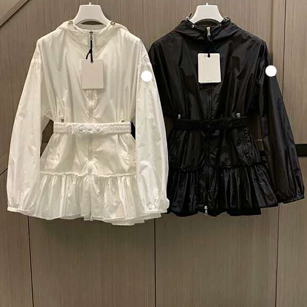 designer women's trench coats ruffle hemline waist belt loose hooded sunscreen shirt embroidered badge slim short trench coat jacket, Tan;black
designer women's trench coats ruffle hemline waist belt loose hooded sunscreen shirt embroidered badge slim short trench coat jacket, Tan;black