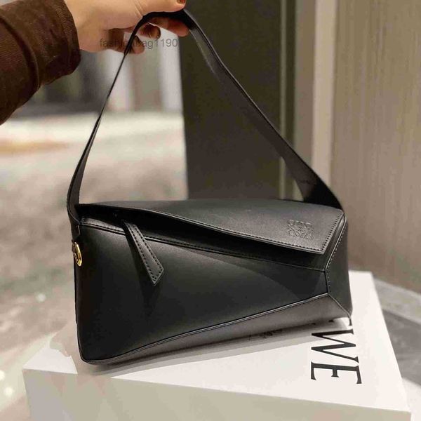 handbags loews 2023 women designer bag geometric single underarm leather stick portable large capacity m63c
handbags loews 2023 women designer bag geometric single underarm leather stick portable large capacity m63c