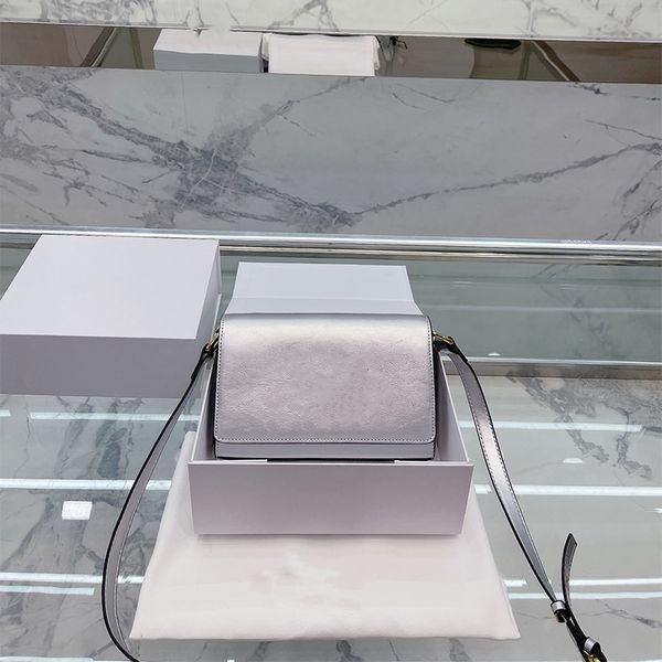 2022 new designer shoulder bag the totes woman fashion designers handbag lady luxury classic genuine leather messenger crossbody bag wallet
2022 new designer shoulder bag the totes woman fashion designers handbag lady luxury classic genuine leather messenger crossbody bag wallet