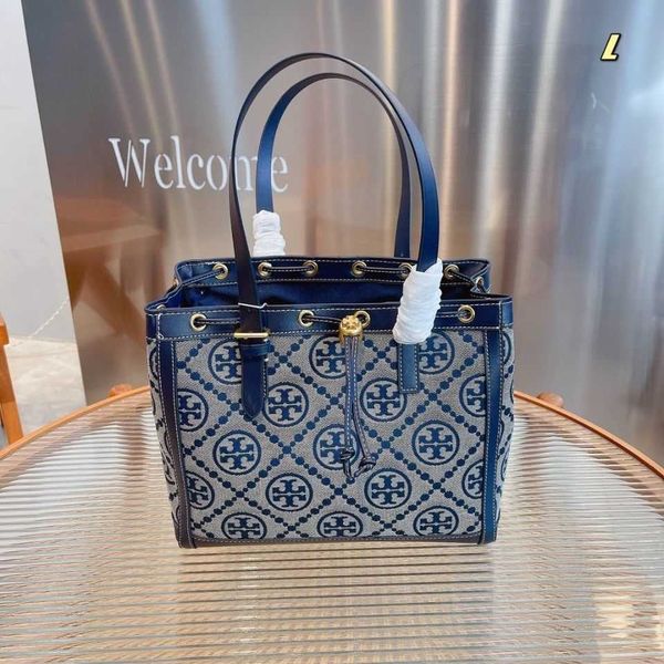 designer torys bags burchs chain luxury handbags leather new trendy tb tote bag old flower shoulder bag medium cowhide canvas shopping
designer torys bags burchs chain luxury handbags leather new trendy tb tote bag old flower shoulder bag medium cowhide canvas shopping