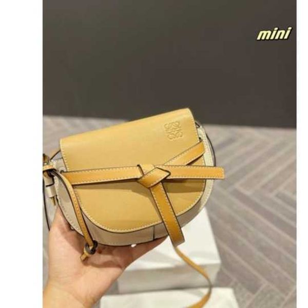 9kh3 handbag messenger bags saddle lovewes tote fashion lightweight women leather designer crossbody female purses party shopping vacation s
9kh3 handbag messenger bags saddle lovewes tote fashion lightweight women leather designer crossbody female purses party shopping vacation s