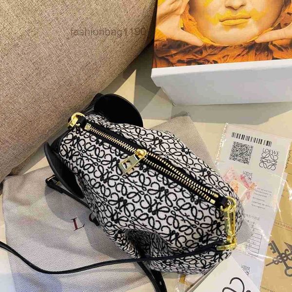 women designer 2023 bag handbags loews satchel single hand shopping embroidery tote cowboy fgs8
women designer 2023 bag handbags loews satchel single hand shopping embroidery tote cowboy fgs8