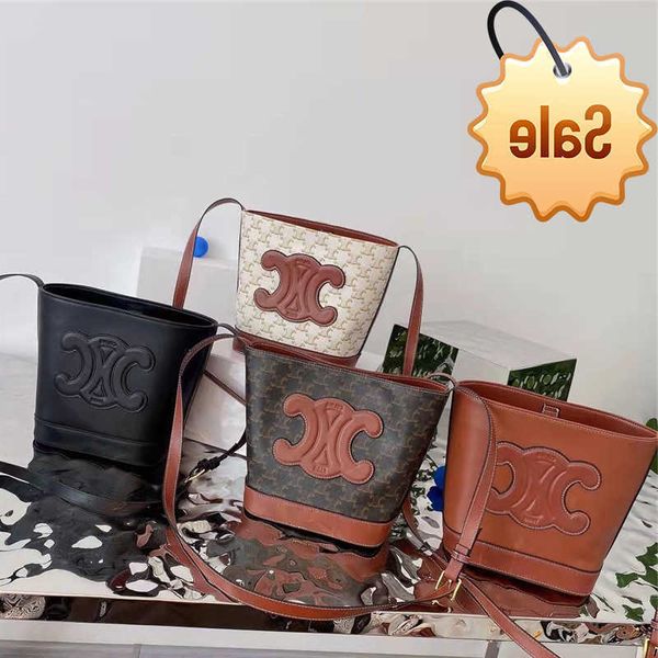 designer bags arc de triomphe women 2021 new single shoulder leisure bucket old flower leather large capacity versatile msenger bag factory
designer bags arc de triomphe women 2021 new single shoulder leisure bucket old flower leather large capacity versatile msenger bag factory