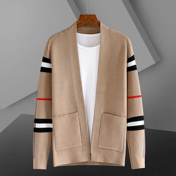 men's sweaters new autumn and winter fashion brand cashmere sweater men's long-sleeved striped cardigan korean casual g221010, White;black
men's sweaters new autumn and winter fashion brand cashmere sweater men's long-sleeved striped cardigan korean casual g221010, White;black
