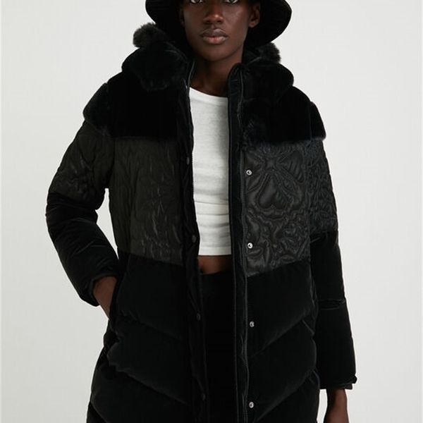 womens down parkas spain womens black golden velvet splice dark flower cotton coat 221010
womens down parkas spain womens black golden velvet splice dark flower cotton coat 221010