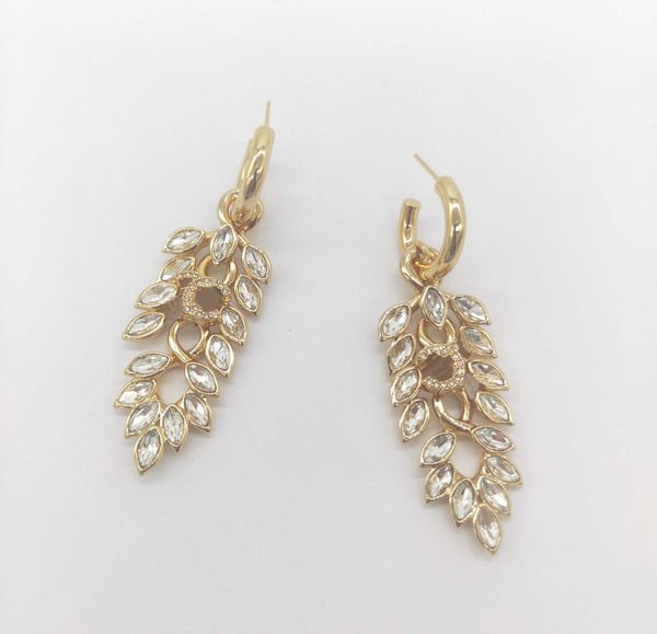 2022 luxury quality charm drop earring with diamond in 18k gold plated leaf shape hollow design have box stamp ps7312a, Golden
2022 luxury quality charm drop earring with diamond in 18k gold plated leaf shape hollow design have box stamp ps7312a, Golden