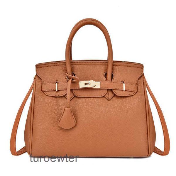 designer bags herme women's handbag luxury genuine leather shoulder crossbody bag 2022 new fashion portable women's bag simple sin
designer bags herme women's handbag luxury genuine leather shoulder crossbody bag 2022 new fashion portable women's bag simple sin