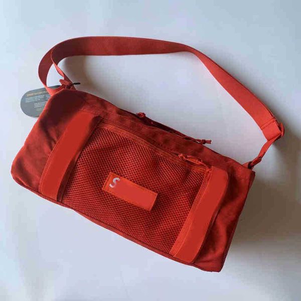 duffel bag single shoulder postman bag mini fitness bucket student men's versatile female luggage 220630
duffel bag single shoulder postman bag mini fitness bucket student men's versatile female luggage 220630