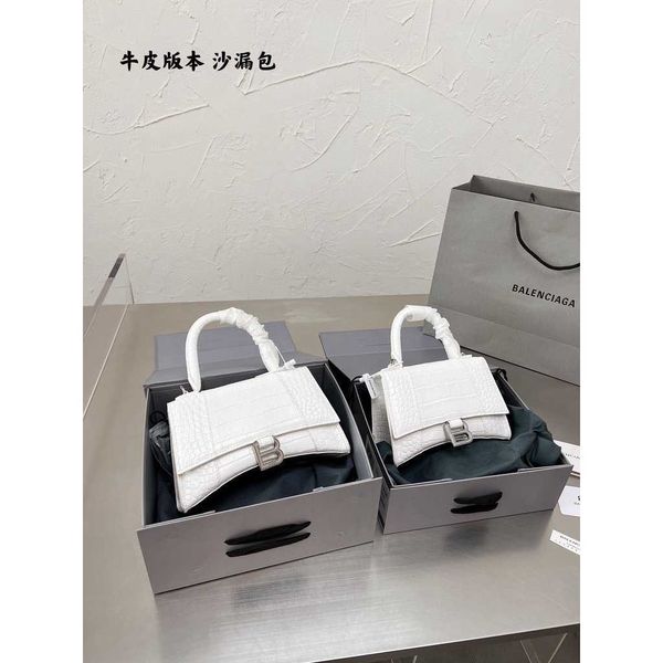 designer handbags messenger bags tote purse leather version 9 colors folding hourglass handbag women backpacks shoulder crossbody
designer handbags messenger bags tote purse leather version 9 colors folding hourglass handbag women backpacks shoulder crossbody