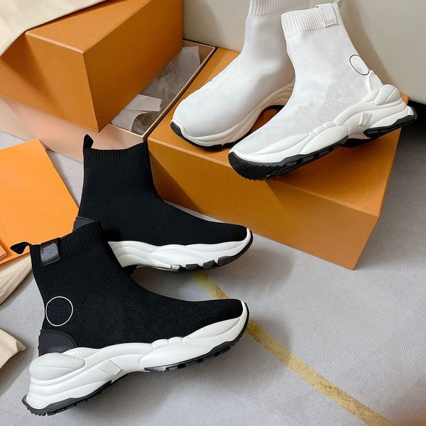 run 55 boots black stretch textile printed on white brand logo with sock like upper that provides perfect control over foot rubber outsole h
run 55 boots black stretch textile printed on white brand logo with sock like upper that provides perfect control over foot rubber outsole h