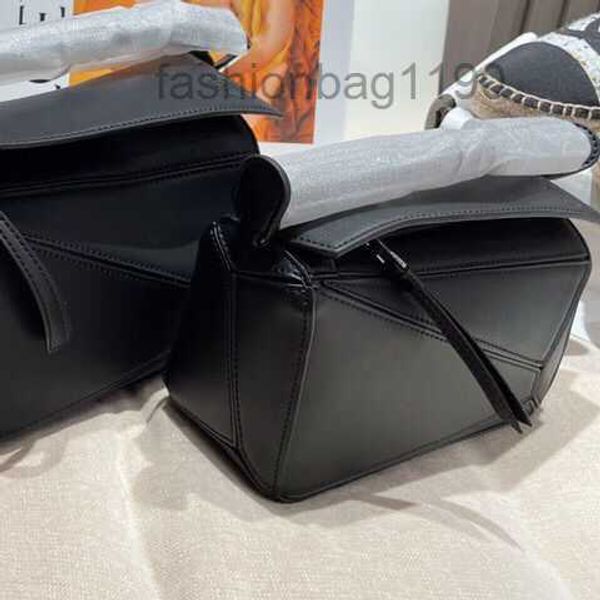 women designer bag loews 2023 handbags female cowhide geometric portable single large capacity dazhong mini hbtk p 5l85
women designer bag loews 2023 handbags female cowhide geometric portable single large capacity dazhong mini hbtk p 5l85