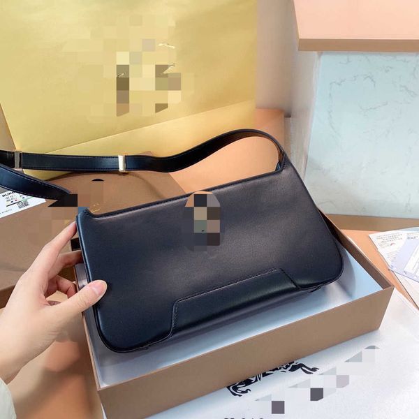 designer torys bags burchs chain luxury handbags leather and 2022 new tb women's bag single shoulder diagonal straddle hand letter cowh
designer torys bags burchs chain luxury handbags leather and 2022 new tb women's bag single shoulder diagonal straddle hand letter cowh