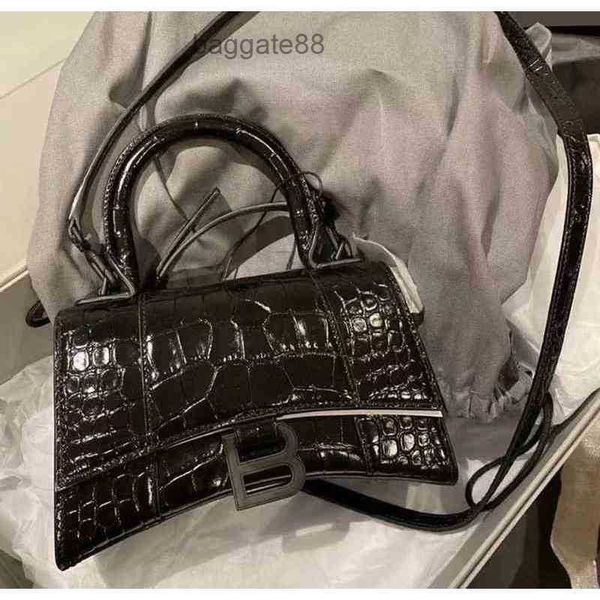handbags jacquemes classic ladies lady desiner bags bag family 2022 hourglass leather women's uvyo
handbags jacquemes classic ladies lady desiner bags bag family 2022 hourglass leather women's uvyo