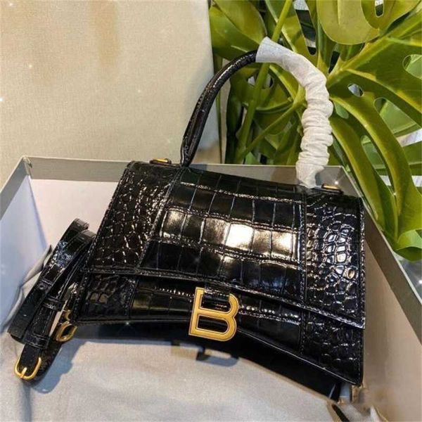 designer bags balenciga handbag female 2022 fashion messenger college student single room shoulder messenger female big sand leak portable
designer bags balenciga handbag female 2022 fashion messenger college student single room shoulder messenger female big sand leak portable